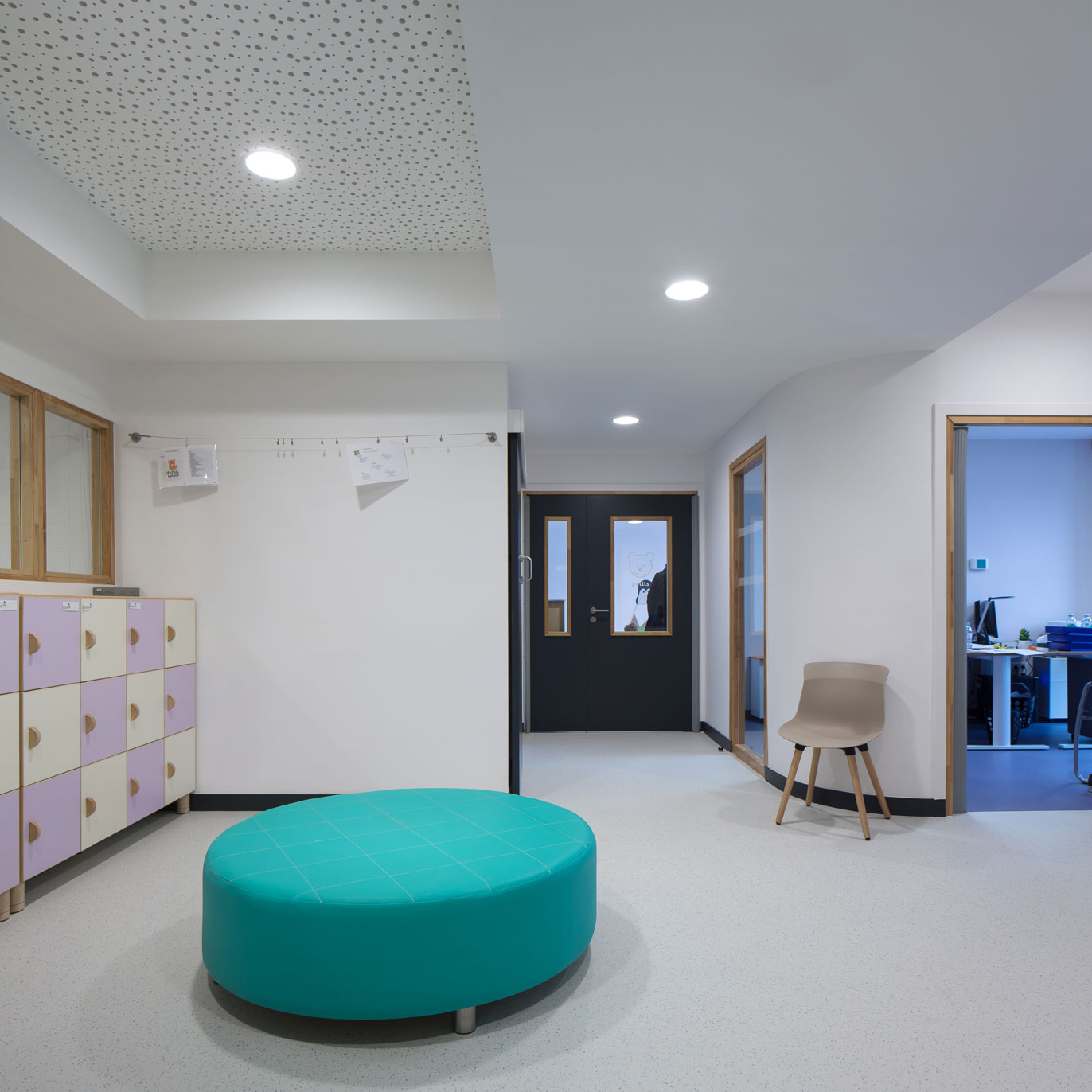 2_hall